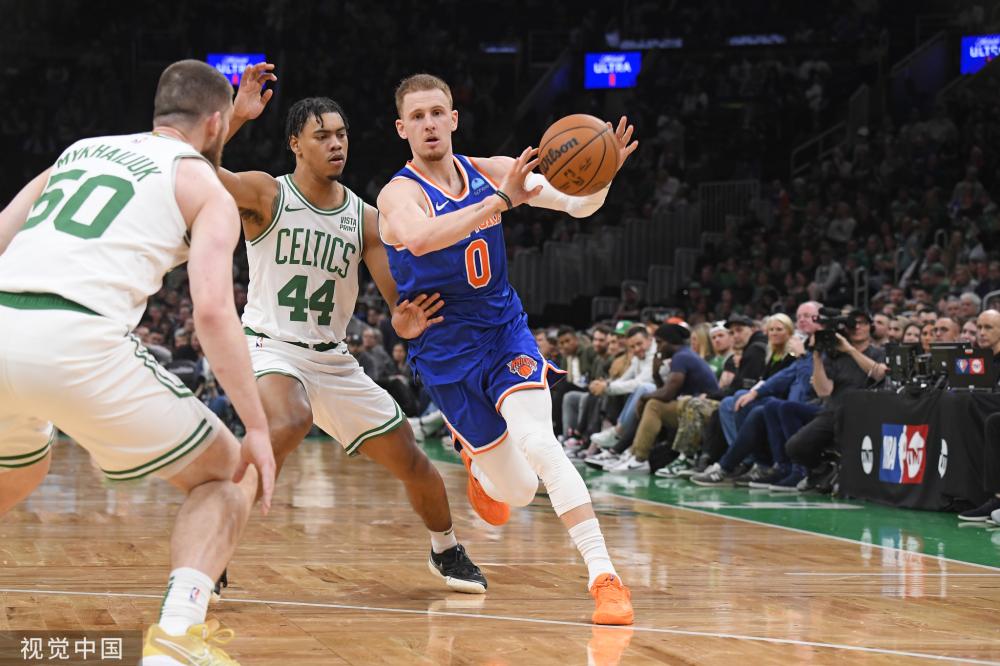 的中场调度 的中场调度