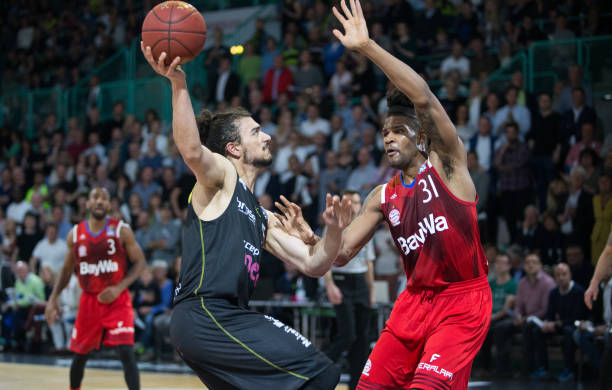 他将不会出 他将不会出